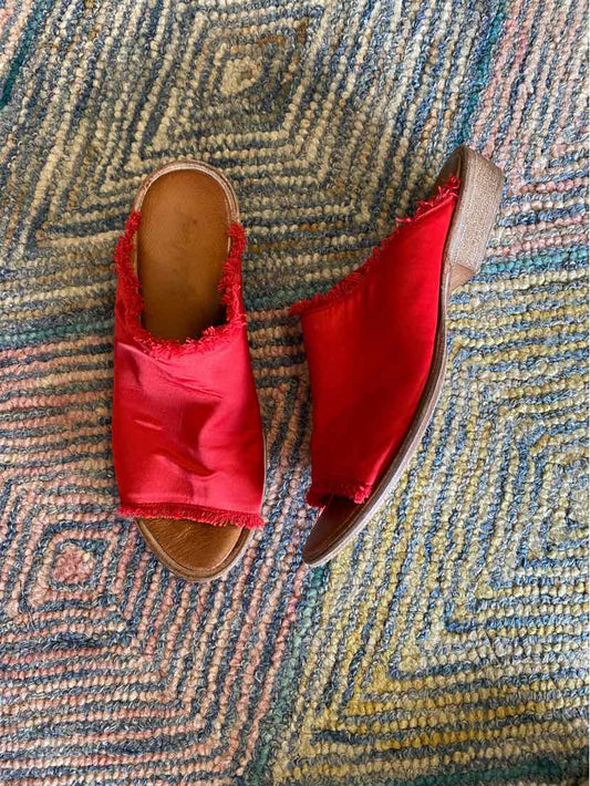 W FREE PEOPLE RD Size 40 SANDAL