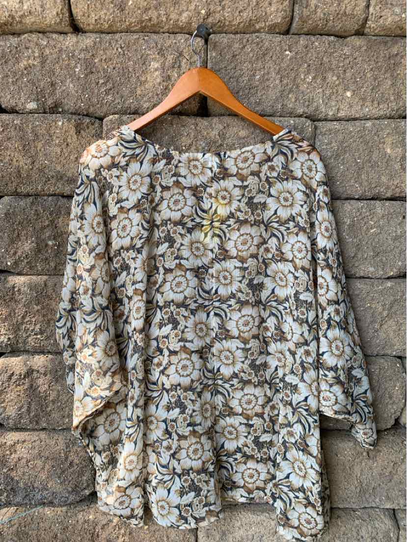 W AMERICAN EAGLE TAN Size XS T