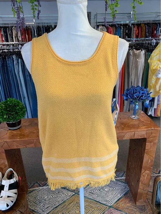 W APT 9 YW Size XS T