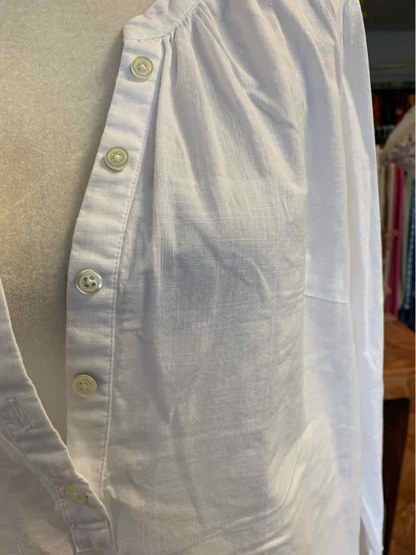 W TALBOTS WH Size LG T
