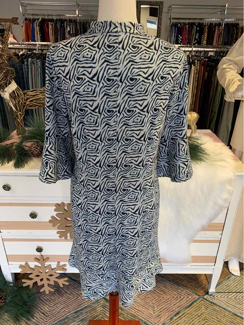 W TYLER BOE NY Size MED DR