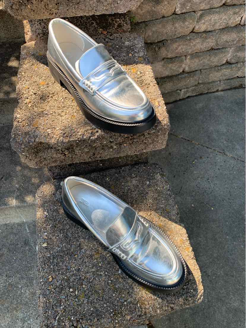 W ZARA SLV Size 40 SHOE