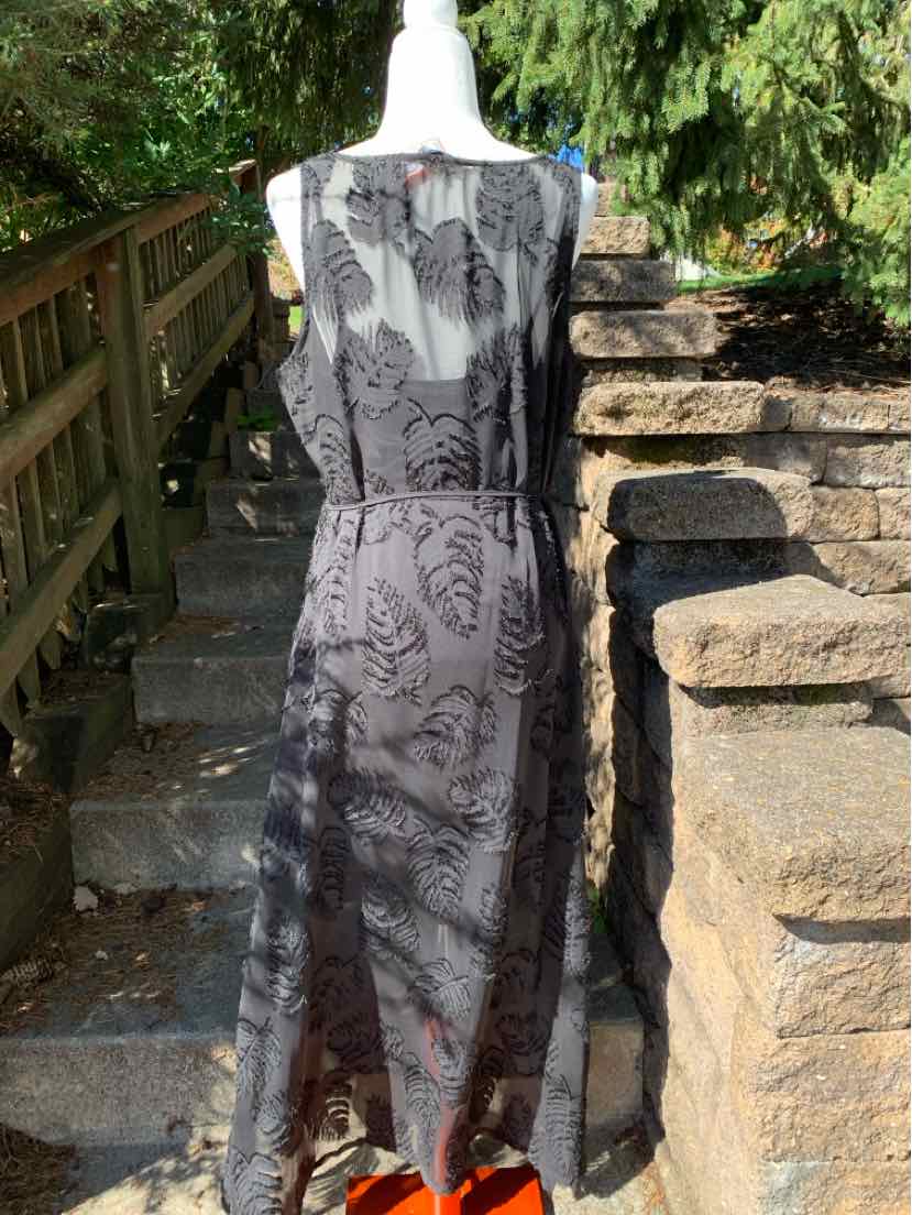 W SIMPLY VERA BK Size LG DR