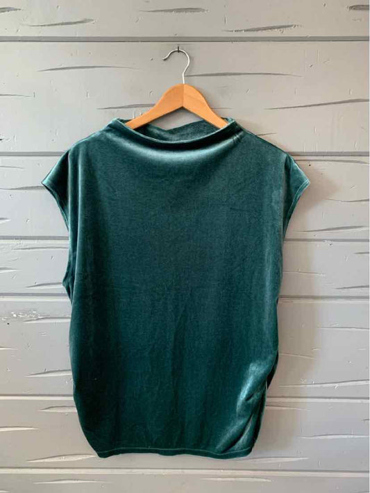Dark green short-sleeve loose-fit knit top with boat neckline in size XXL.