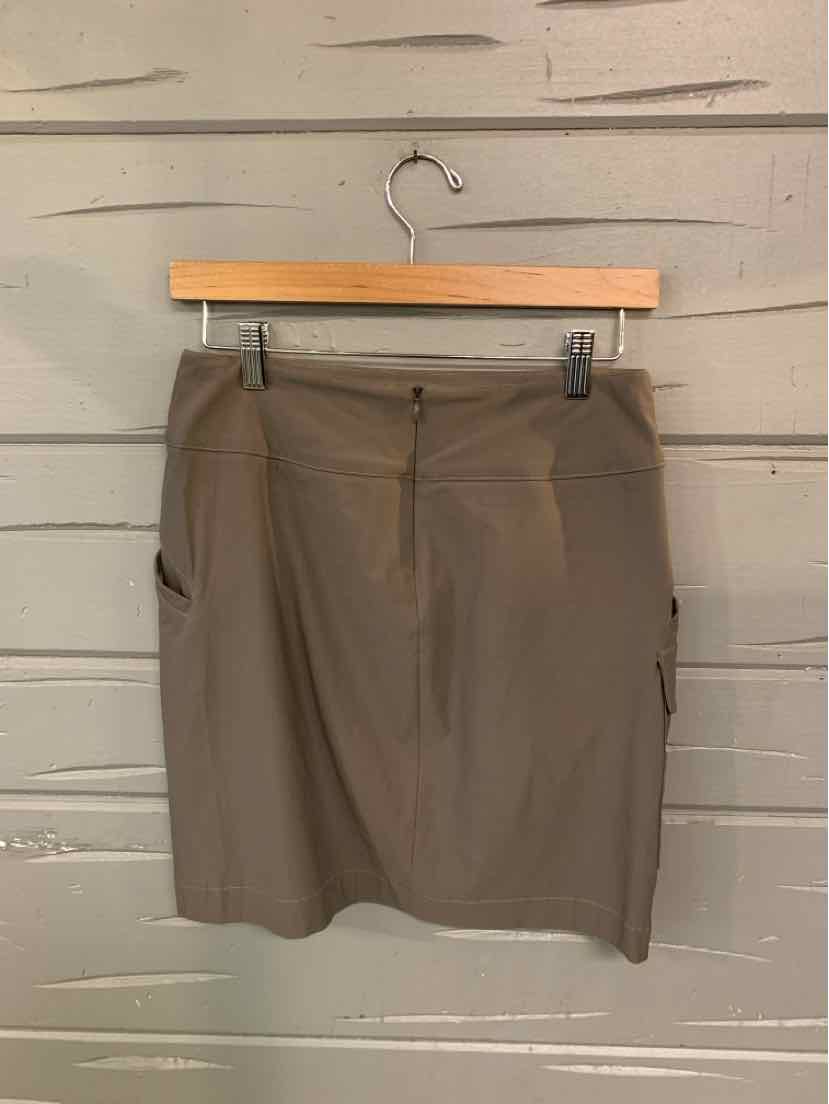 W NICOLE MILLER BEIGE Size 4 SK