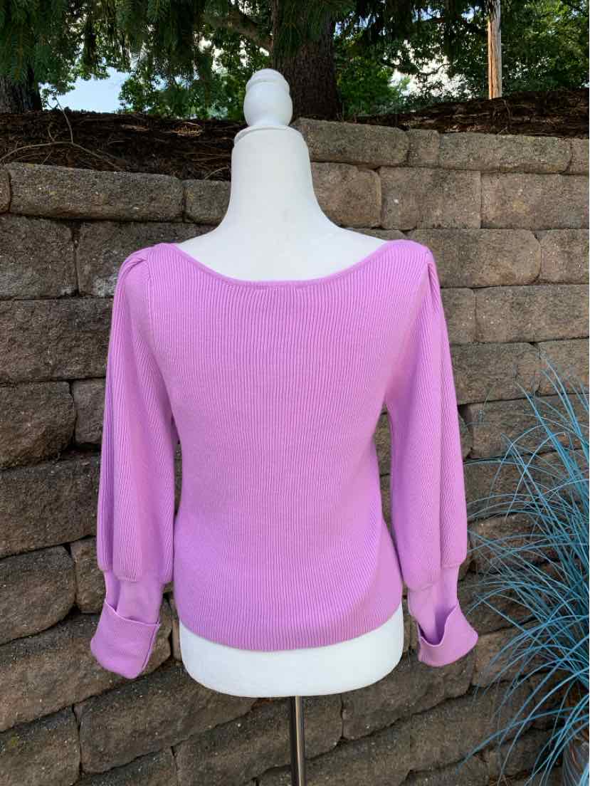 W HAILEY & CO. LAV Size MED SW