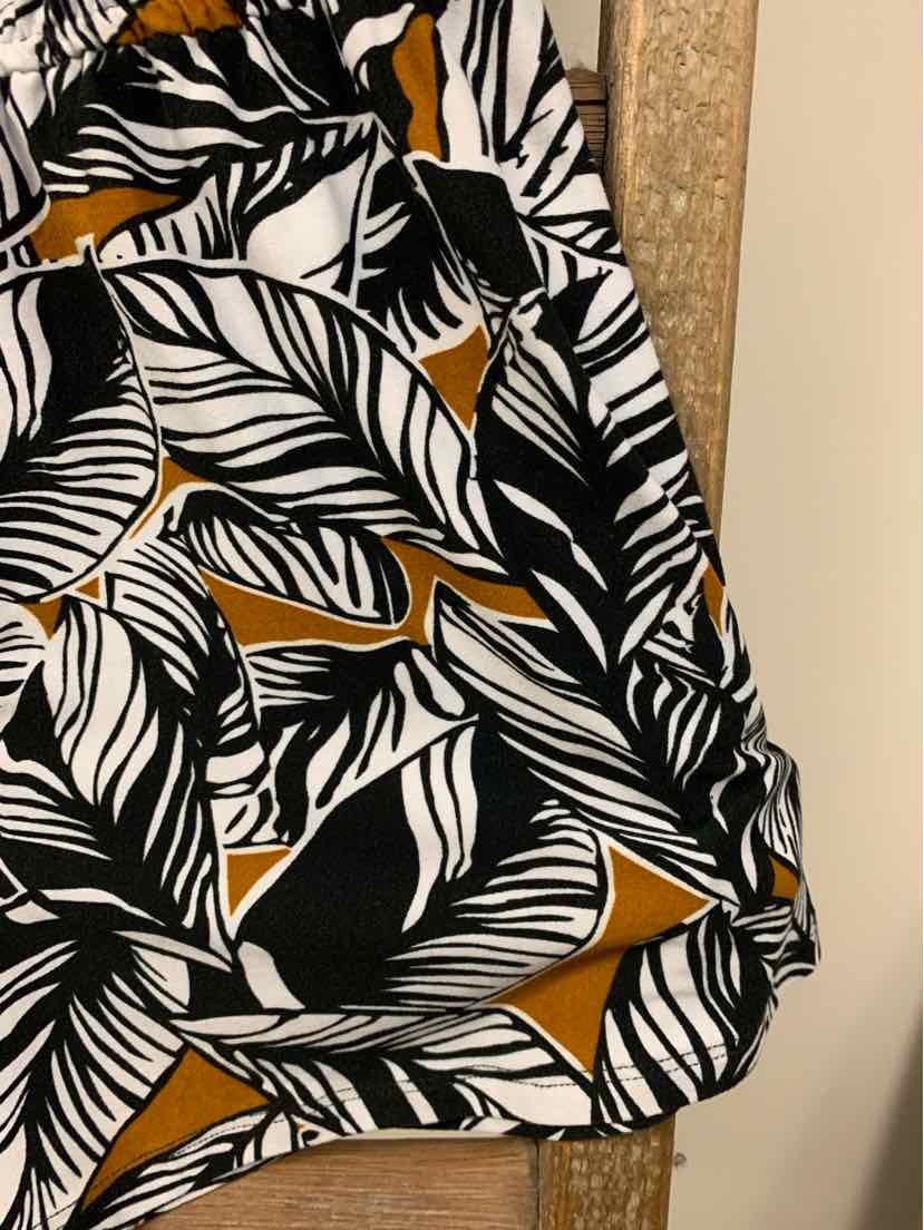 W DEREK HEART BK Size SM JSSHTS