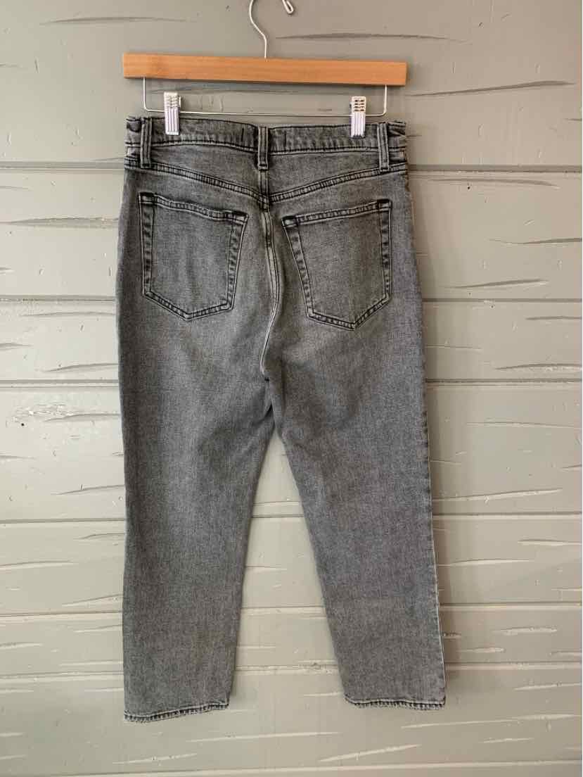 W ABERCROMBIE AND FITCH GY Size 6 J