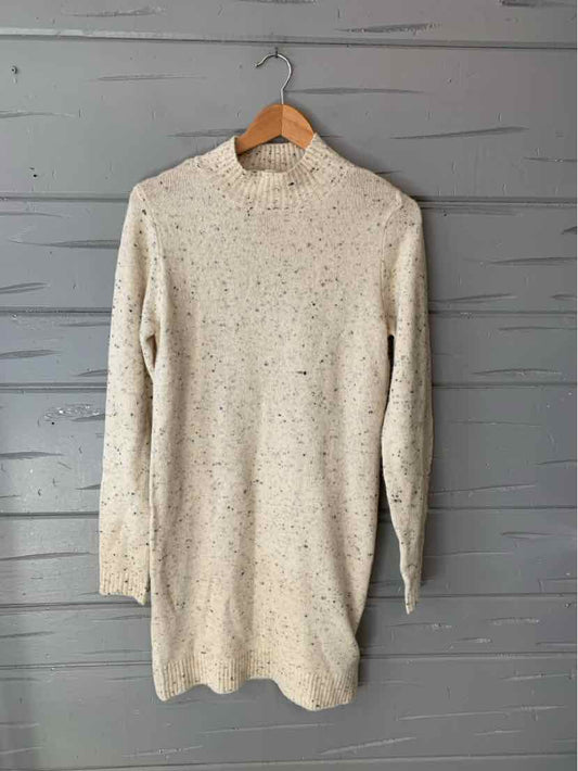 W STUDIO 19 BEIGE Size SM DR