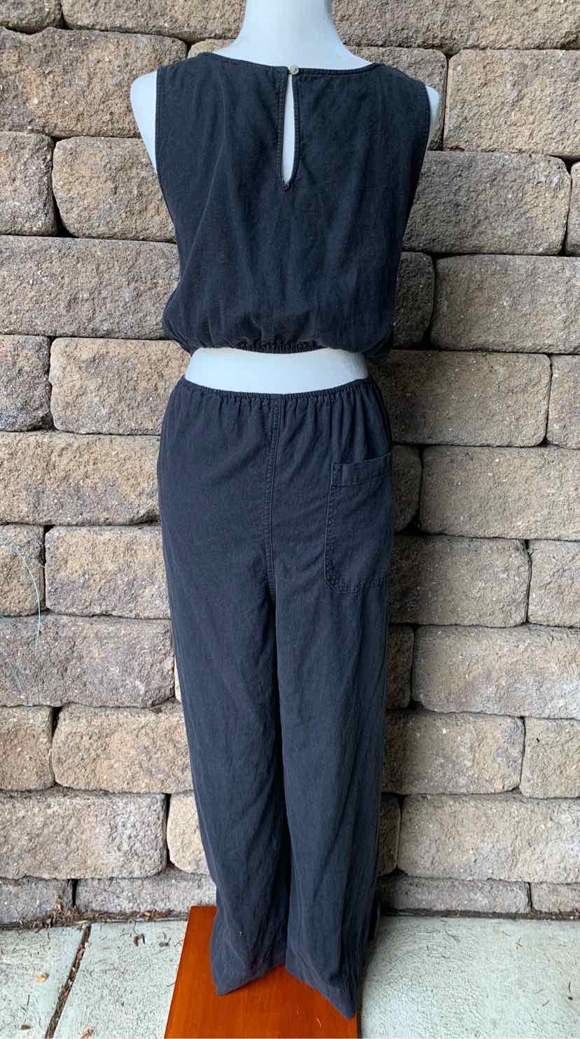W UNIVERSAL THREAD BK Size LG JS