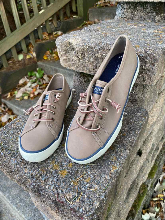 W SPERRY BR Size 7.5 SNEAKER