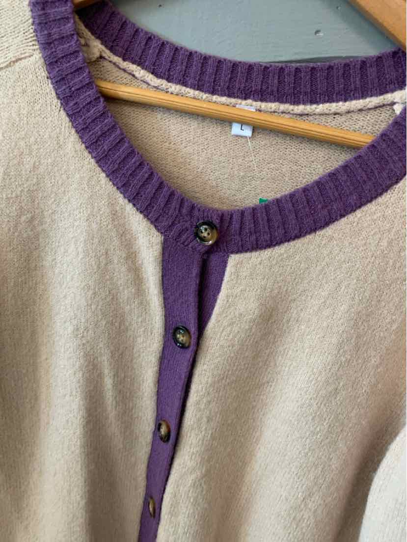 W NO LABEL TAN Size LG SW
