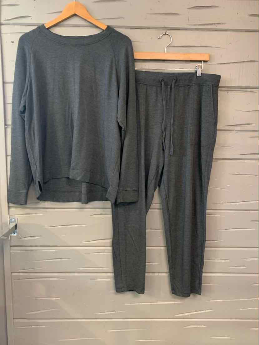 W lou & grey GY Size XL 2PCSET