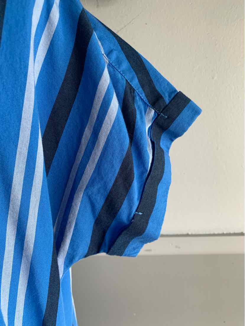 W STYLE & CO BL Size MED DR