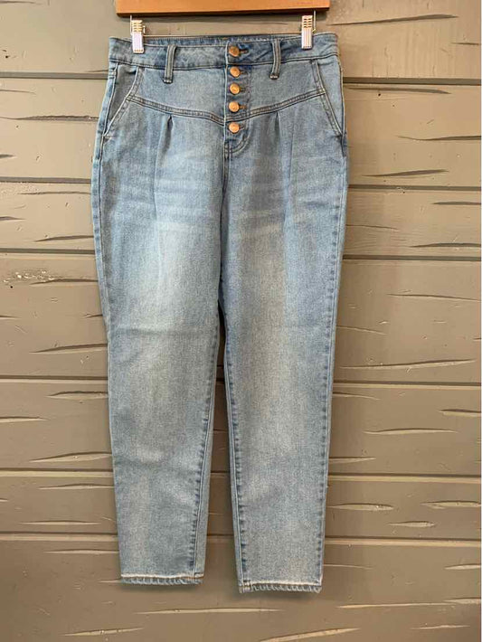 W WILD FABLE BL Size 8 J