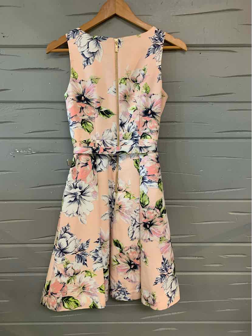 W ELIZA J. PK Size 2P DR