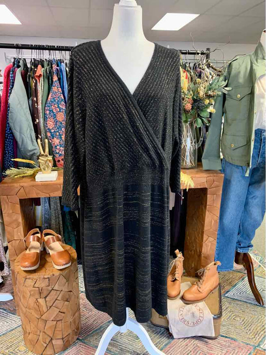 W LANE BRYANT BK Size 22/24 DR