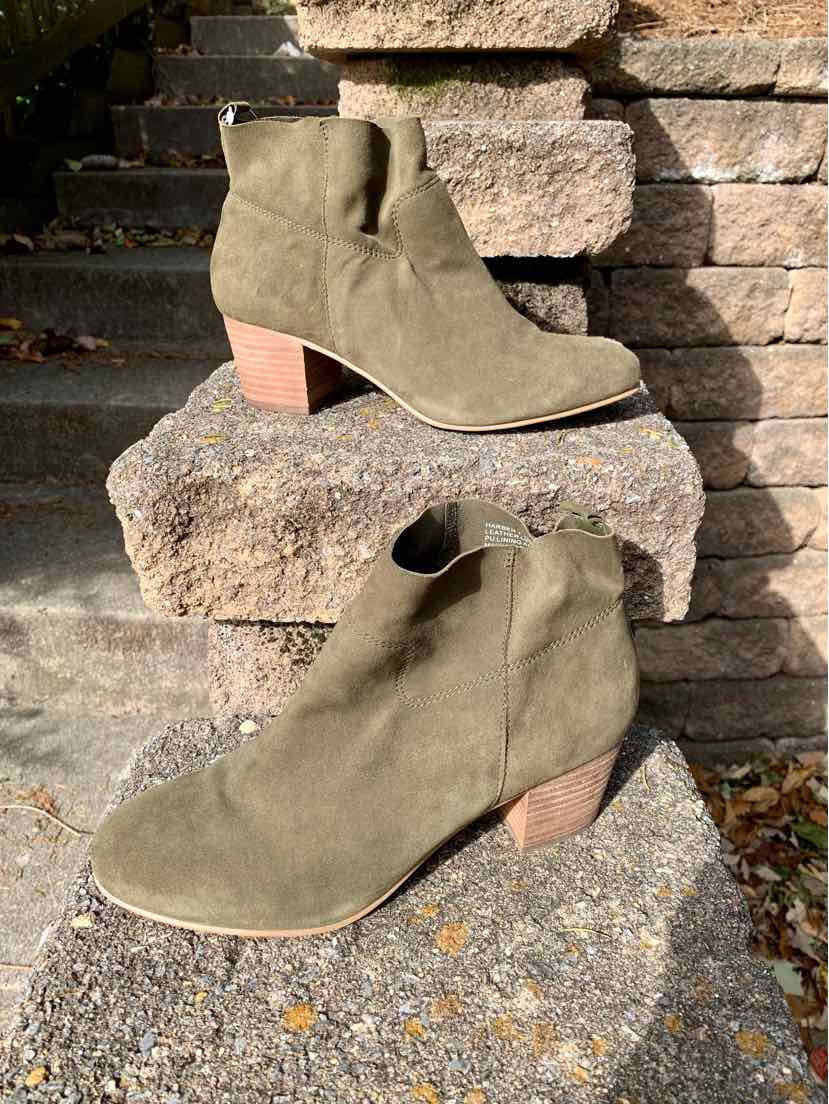 W STEVE MADDEN GR Size 7 BOOT