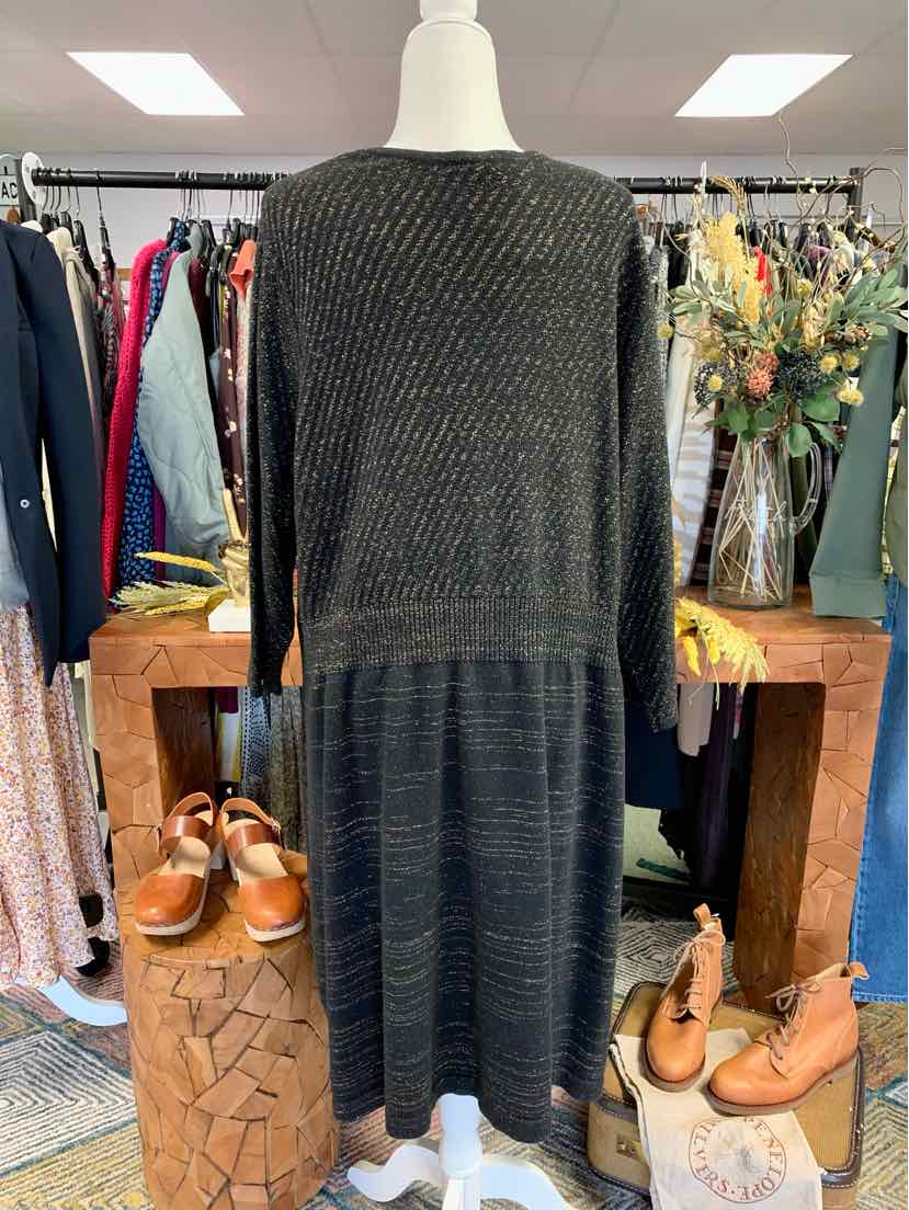 W LANE BRYANT BK Size 22/24 DR