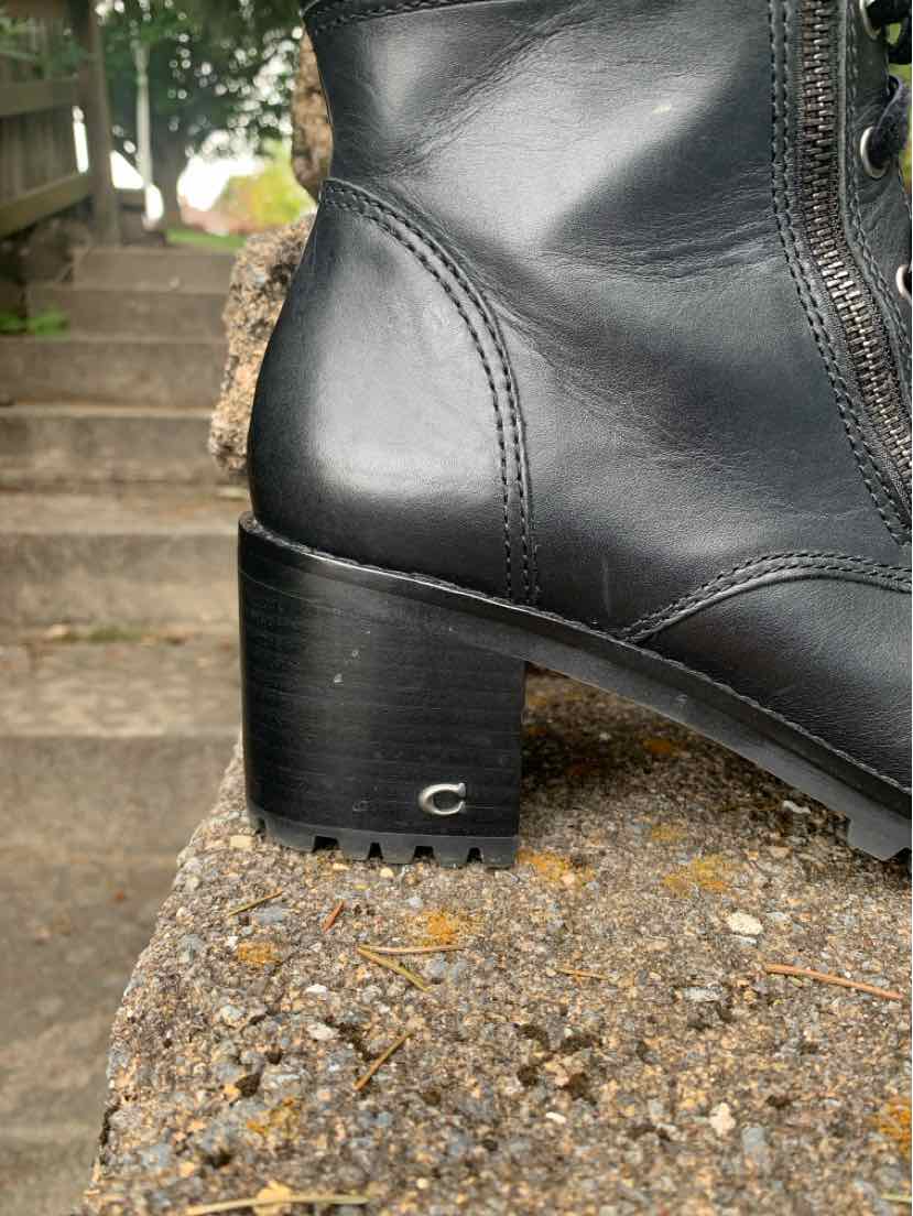 W COACH BK Size 9.5 BOOT