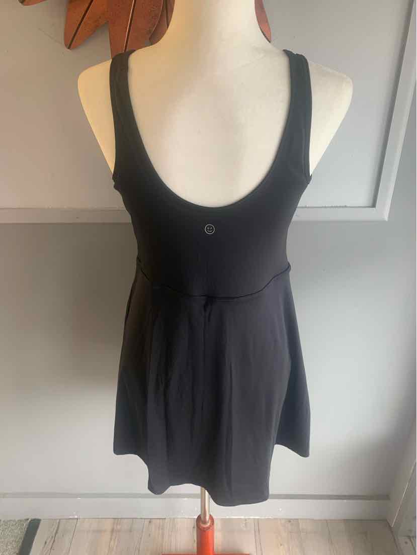 W GILLY HICKS BK Size LG AW