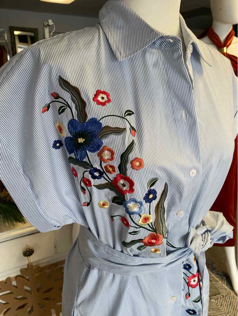 W CHICO BL Size MED DR