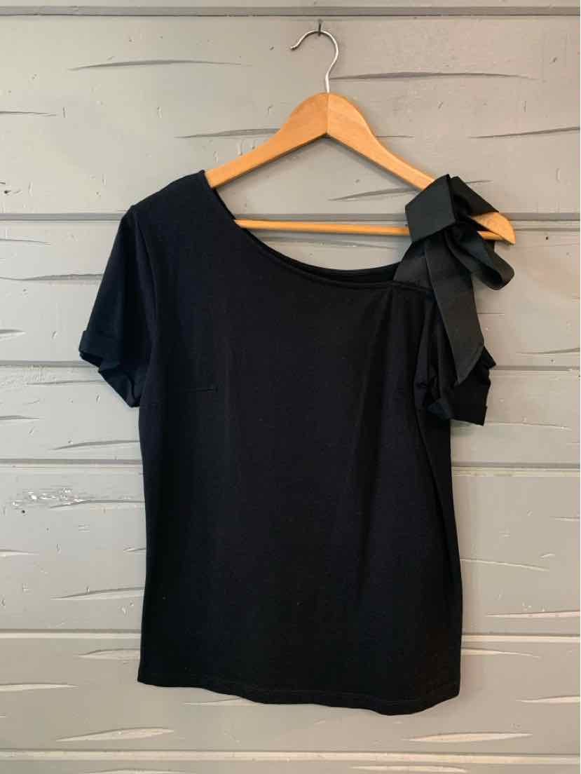 Black short-sleeve tee with asymmetrical neckline and decorative bow on shoulder.