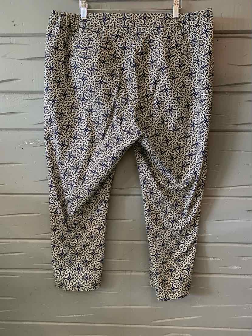 Women's cropped pants in size 16 with a black and white geometric pattern, likely lightweight fabric.