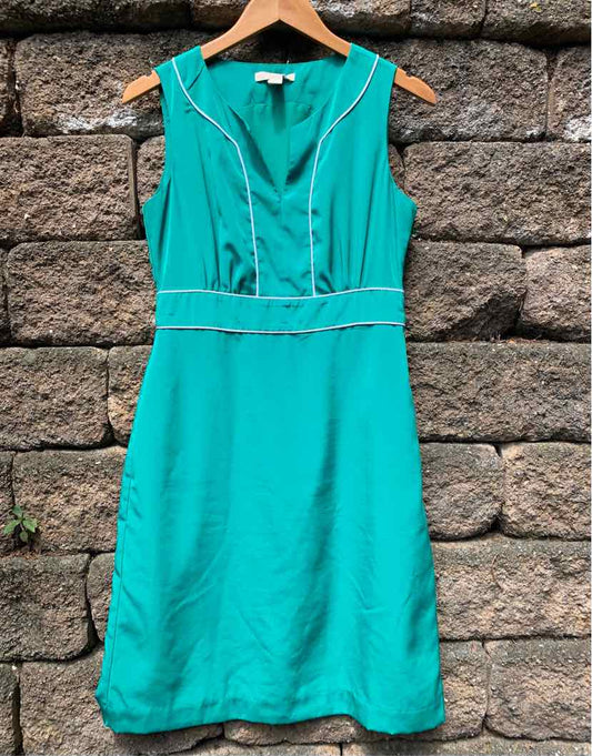 W BANANA REPUBLIC GR Size 6 DR