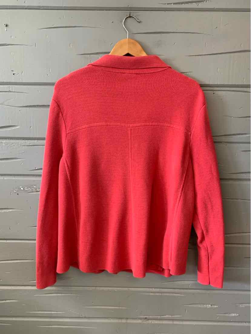 Red long-sleeve blazer with a structured collar and scalloped hem, size XL, hanging on wooden hanger.