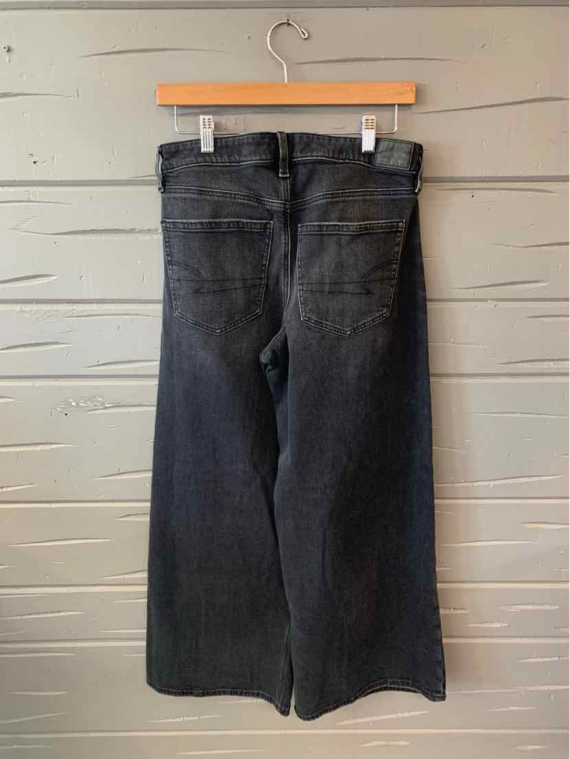 W AMERICAN EAGLE BK Size 4 J