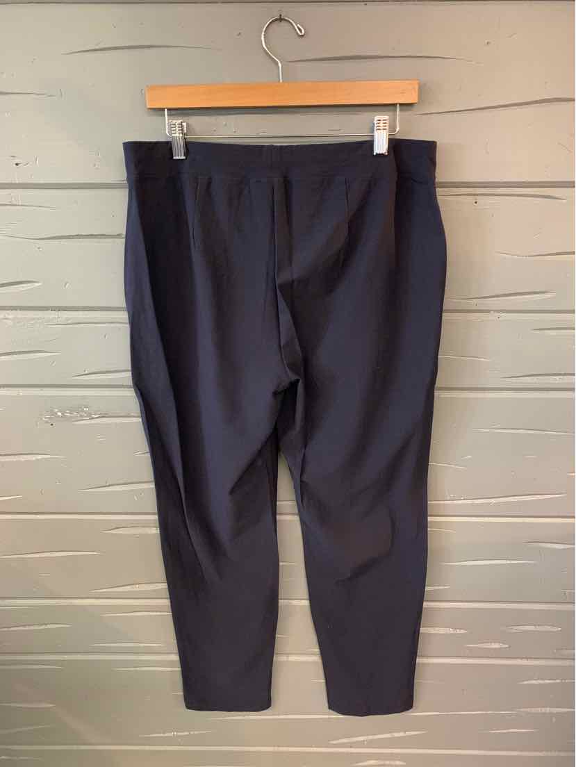 W EILEEN FISHER GY Size LG P