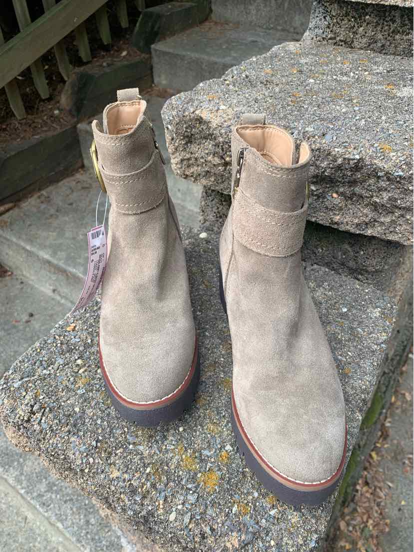 W BLONDO BEIGE Size 6 BOOT