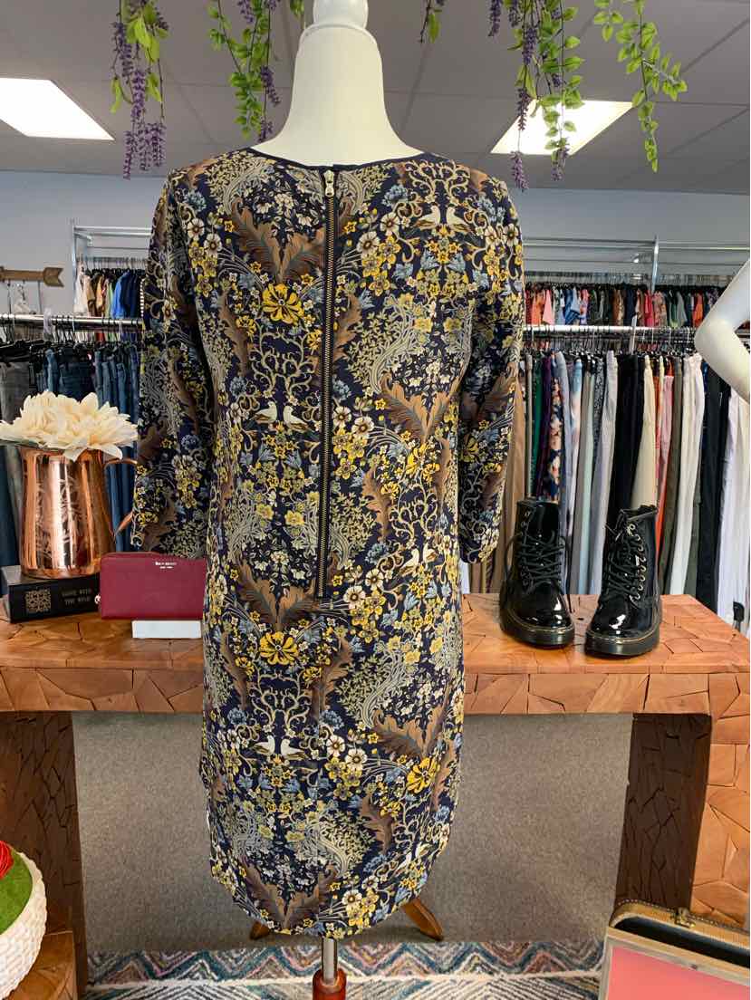 W CLUB MONACO MULTI Size 4 DR