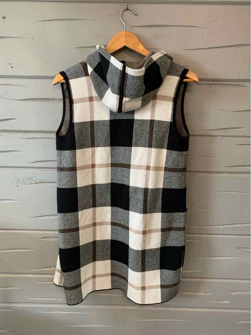 Black, white, and gray plaid sleeveless hooded vest with a loose fit in size XS.