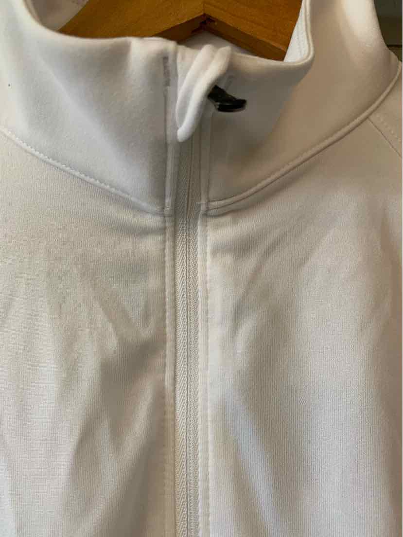 W UNDER ARMOUR WH Size MED AW