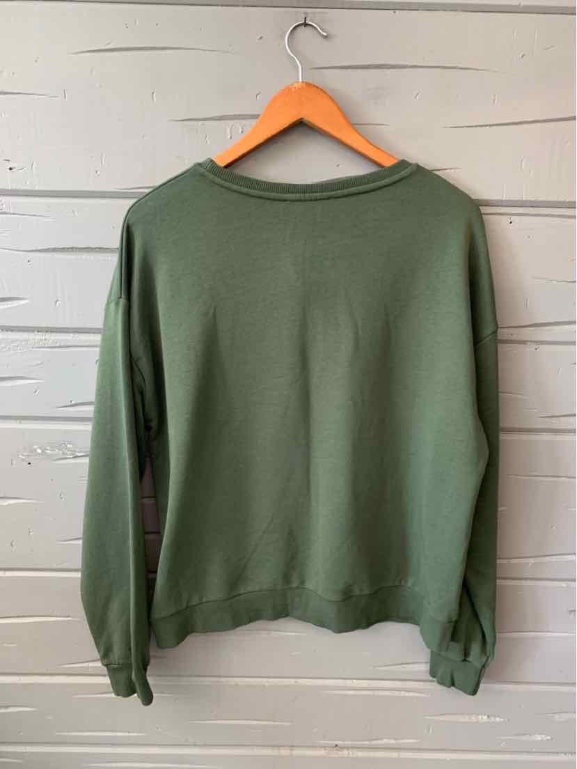 Olive green long-sleeve crewneck sweatshirt with ribbed cuffs and hem, medium size.