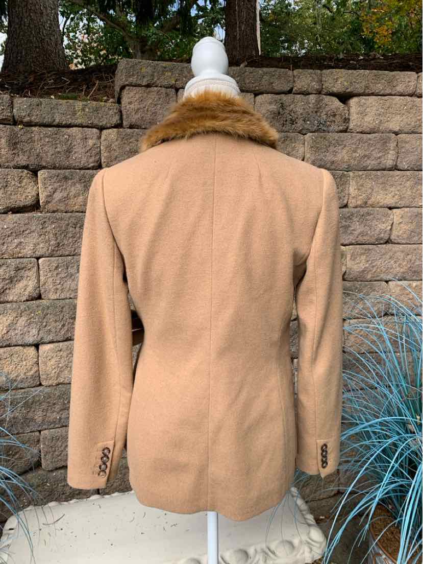 W BANANA REPUBLIC TAN Size 6 OW