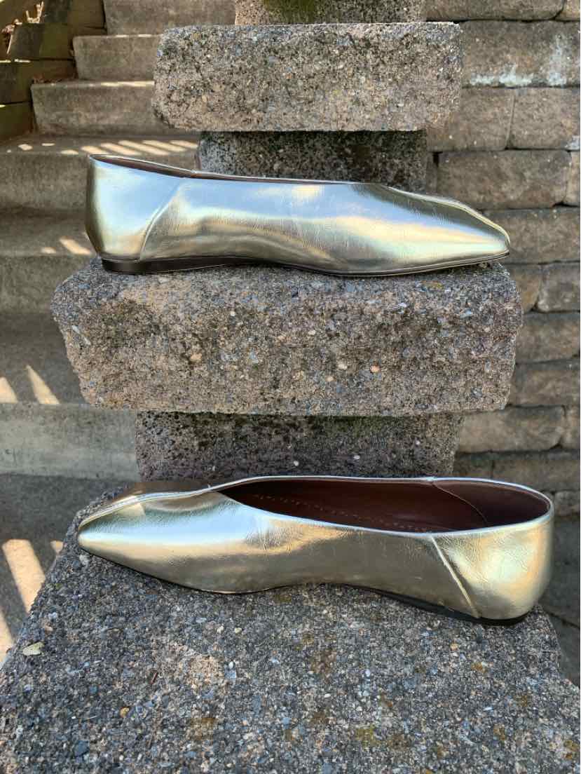 W ROMOXIKN GD Size 9 SHOE