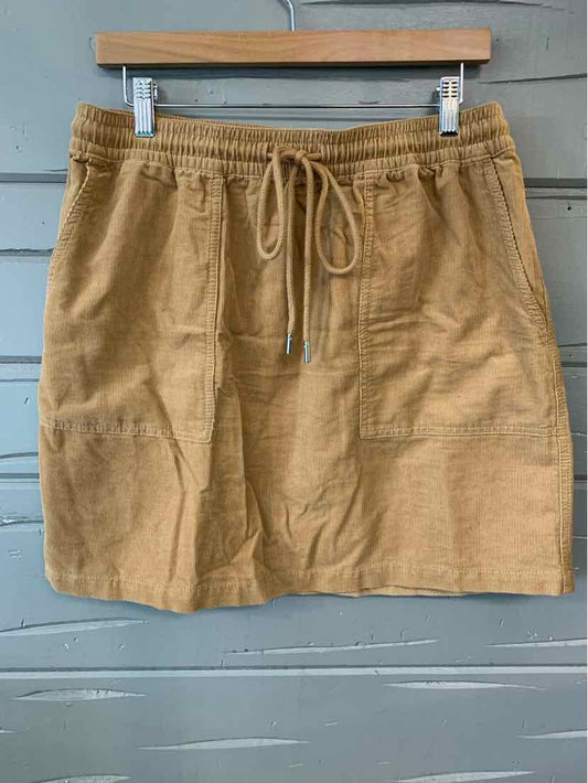 W LOFT TAN Size MED SK
