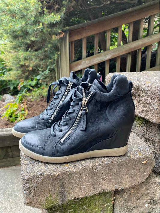 W MIZ MOOZ BK Size 40 SNEAKER