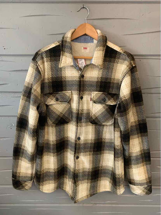 W LEVIS BR Size MED OW