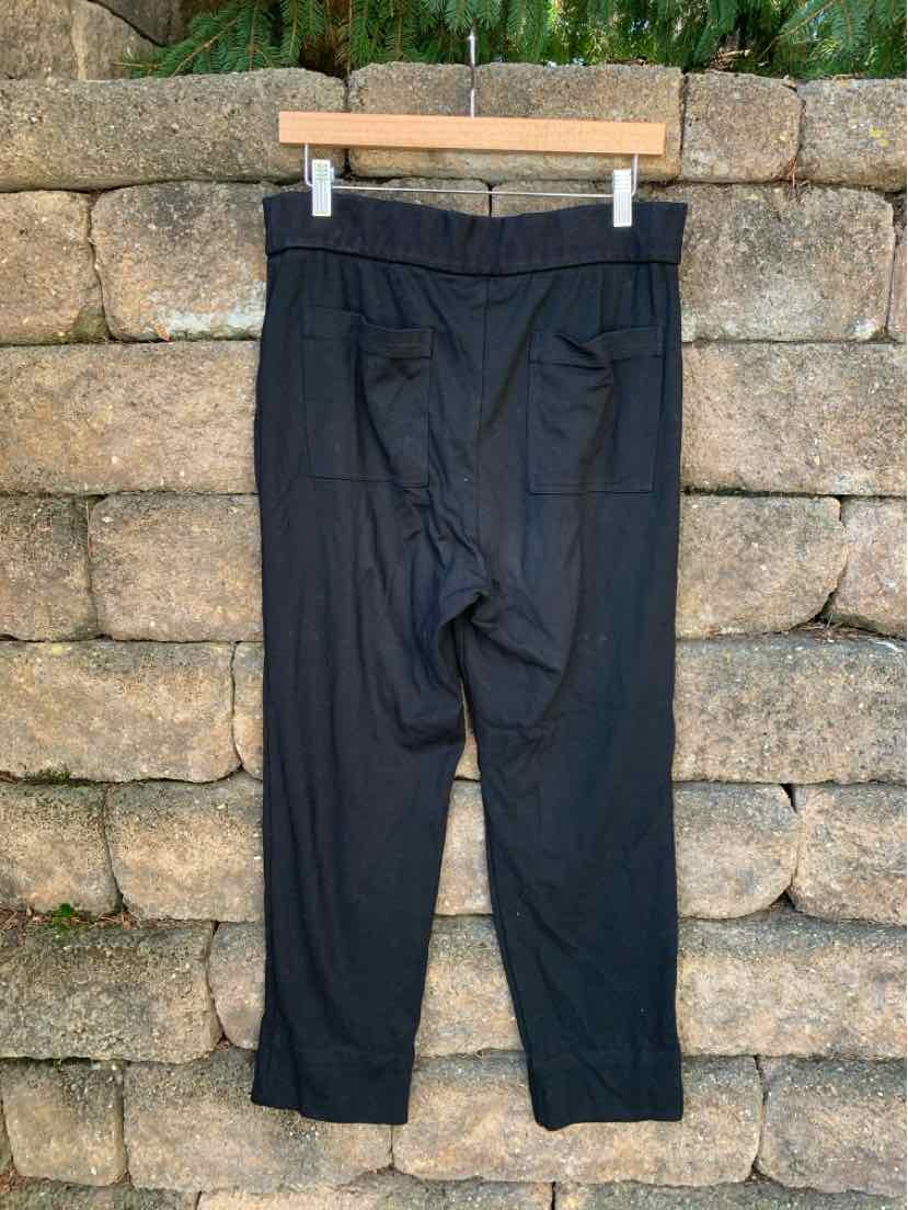 W ME+EM BK Size 10 P