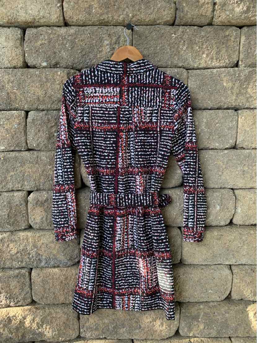 W WHBM MULTI Size 4 DR