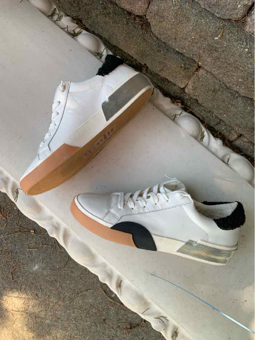 W DOLCE VIDA WH Size 9 SNEAKER