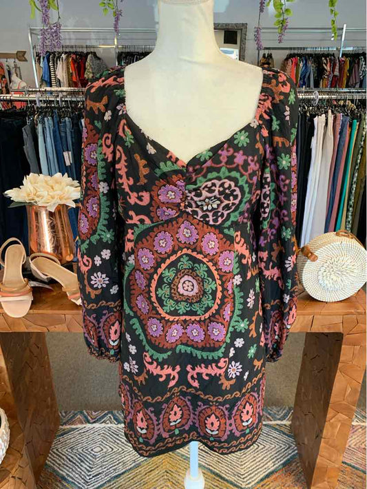 W VESTIQUE BK Size LG DR