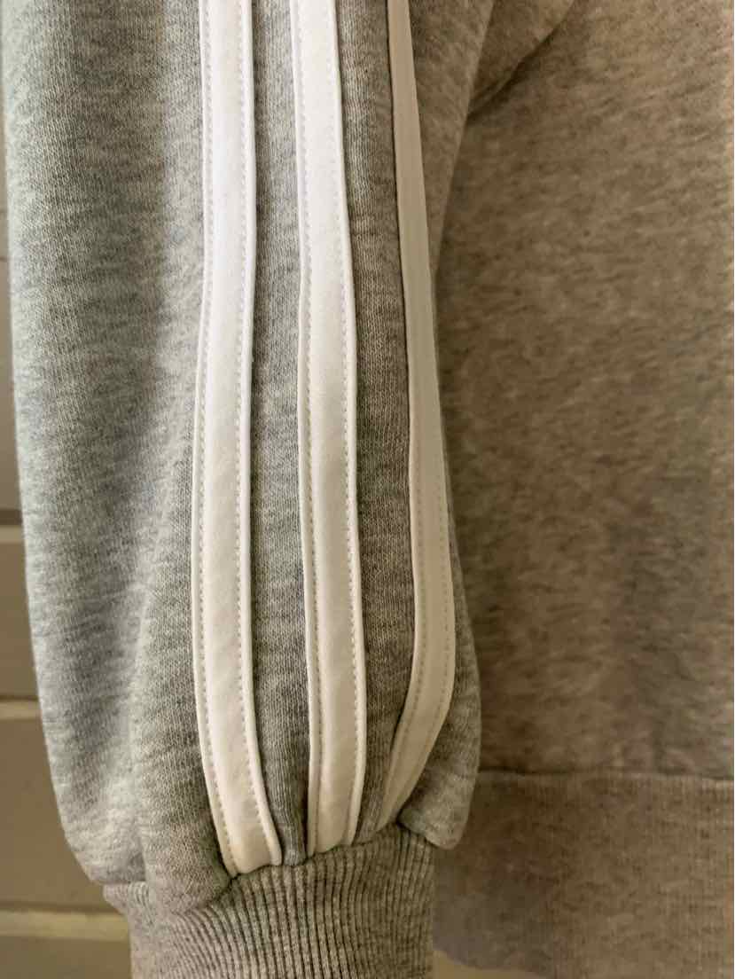 W ADIDAS GY Size LG AW