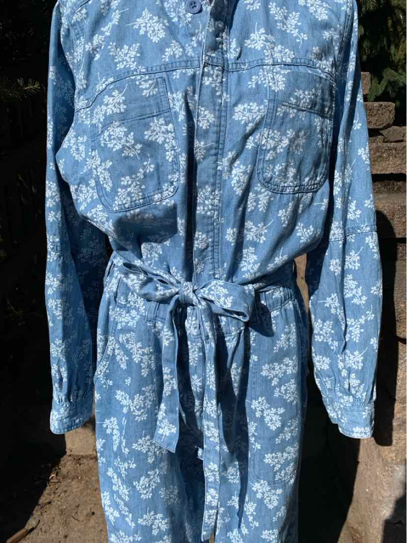 Blue floral-print Old Navy long-sleeve dress with a button front, collar, and tied waist.