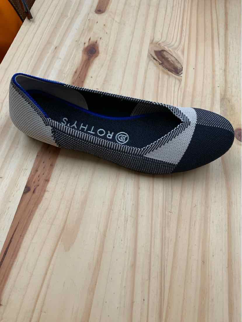 W ROTHY'S NY Size 7 SHOE