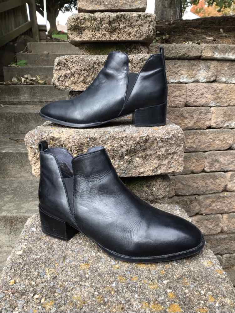 W SEYCHELLE BK Size 8.5 BOOT